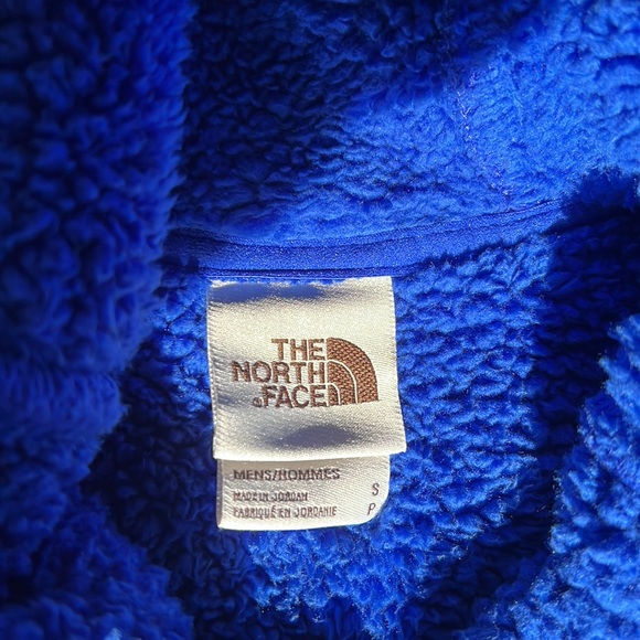 Men’s plush ultra soft pullover, good condition. - Picture 4 of 7